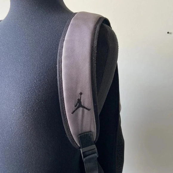 Air Jordan |Back  Pack - Picture 7 of 12